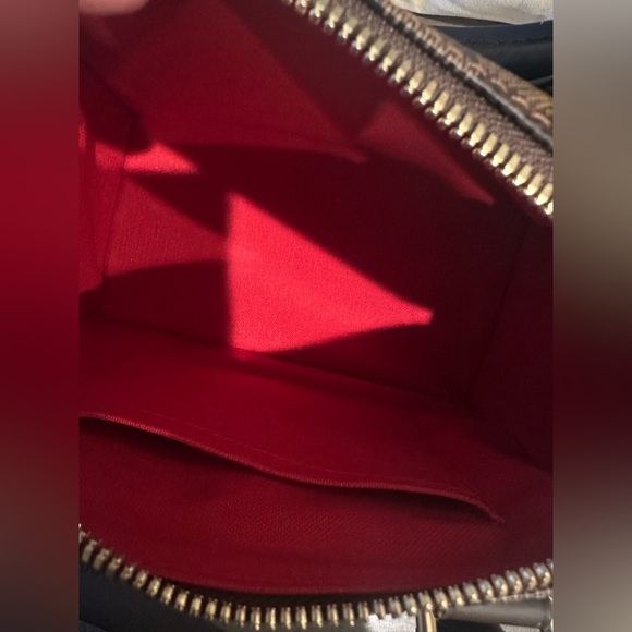 Checkered Handbag - Picture 3 of 6